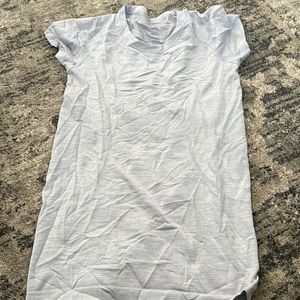 Lululemon shirt